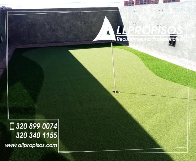 Oficinas modernas piso vinílico